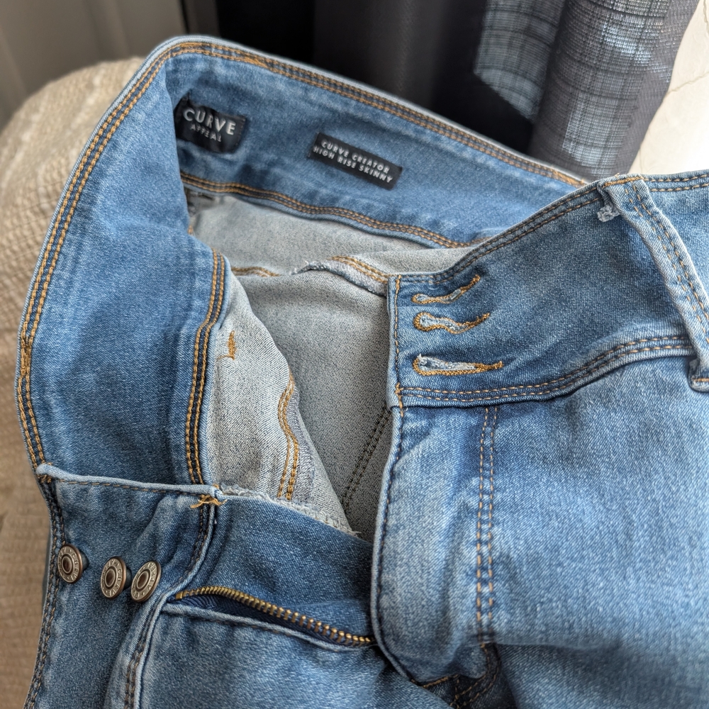 Curve Blue Jeans Classic